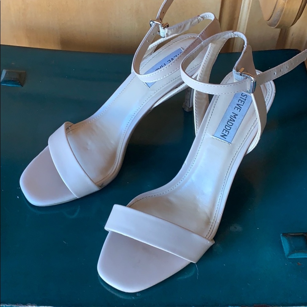 Steve Madden Nude Sandals